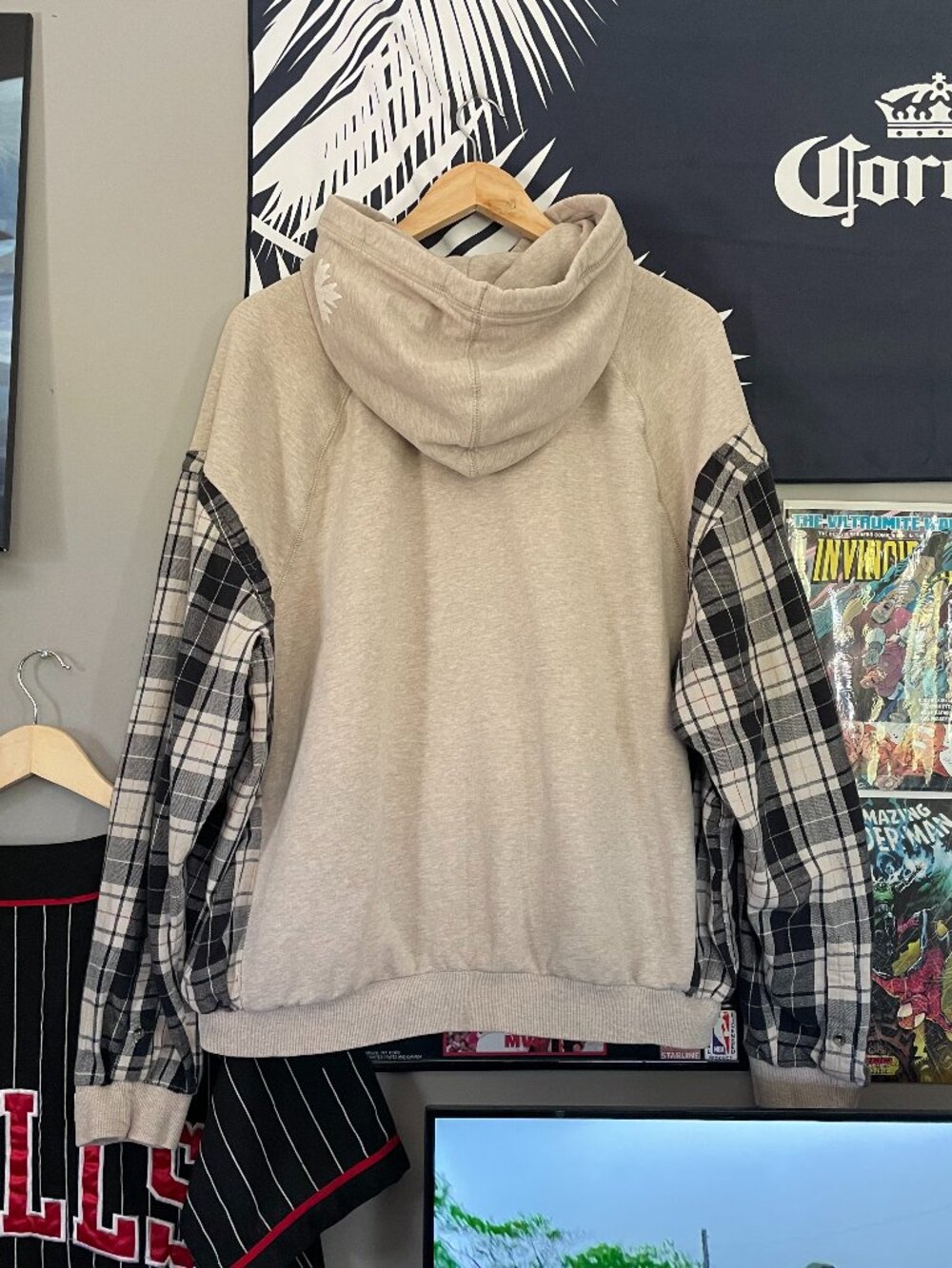 Roots Rework Flannel Hoodie - Picture 4 of 6